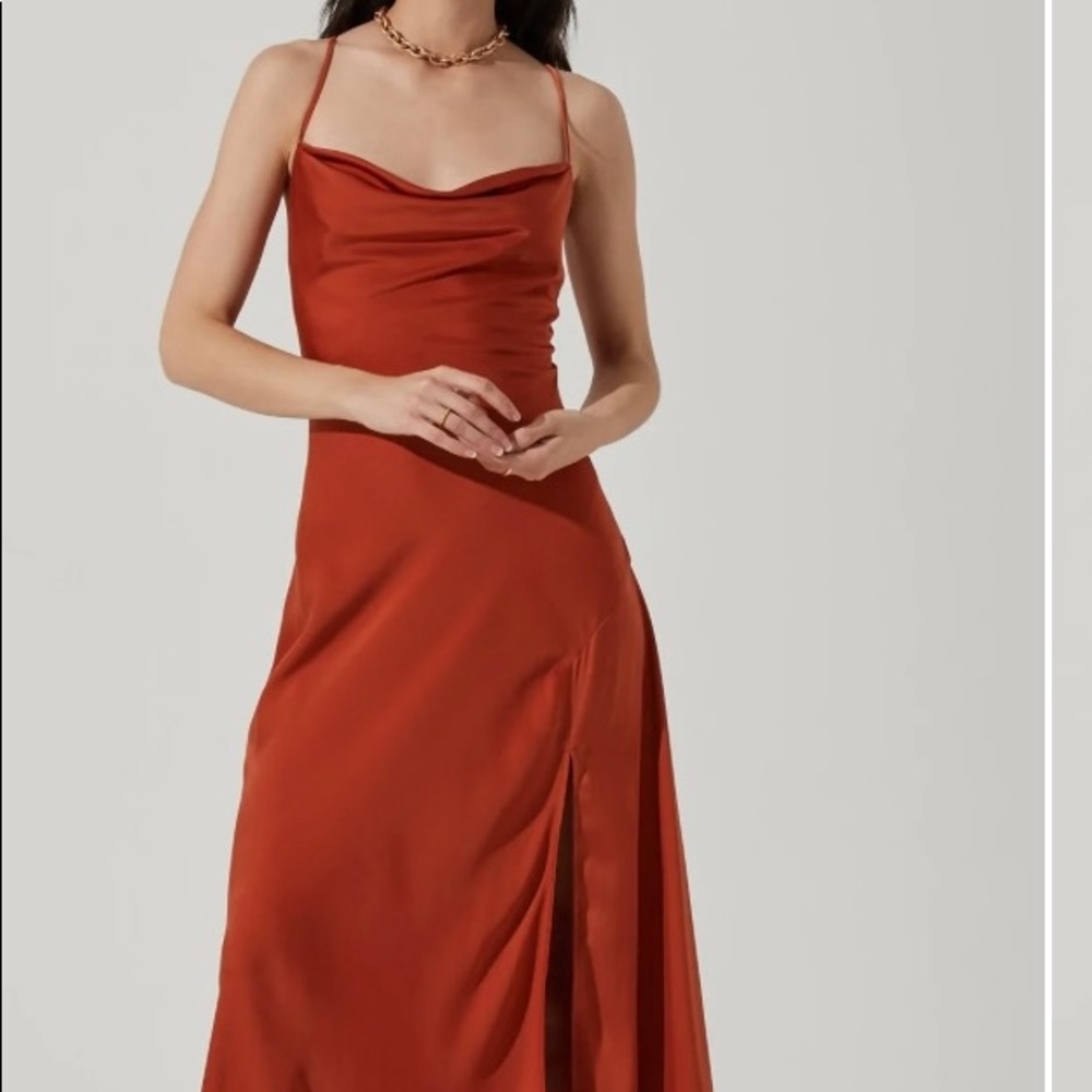 ASTR Gaia midi dress.  Rust color.  In excellent shape.
